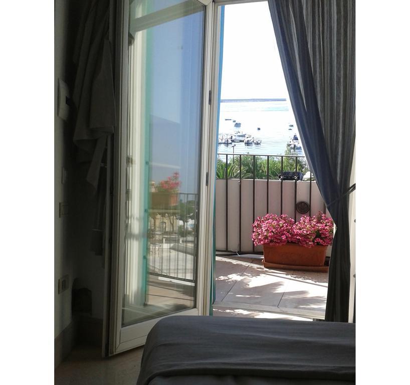 La Dolce Vista - B&B Di Charme Manfredonia Bagian luar foto