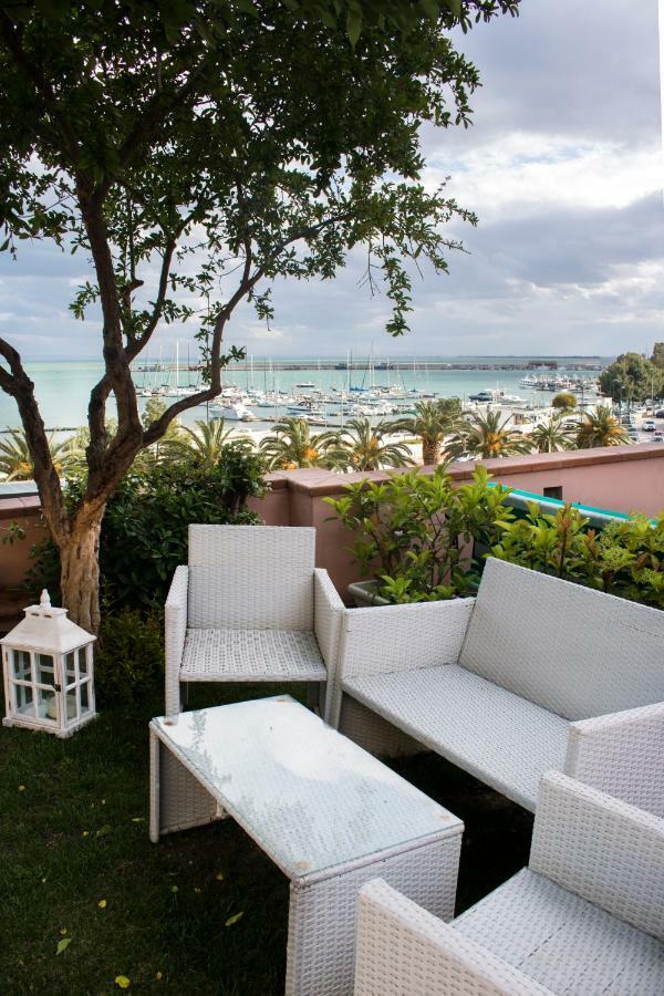 La Dolce Vista - B&B Di Charme Manfredonia Bagian luar foto